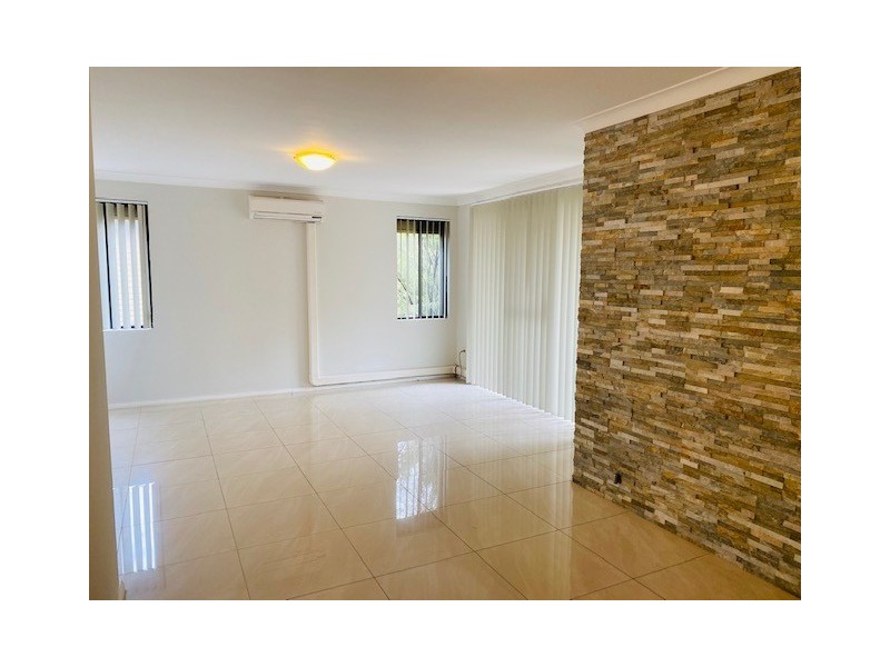 1/20 Santley Crescent, Kingswood NSW 2747