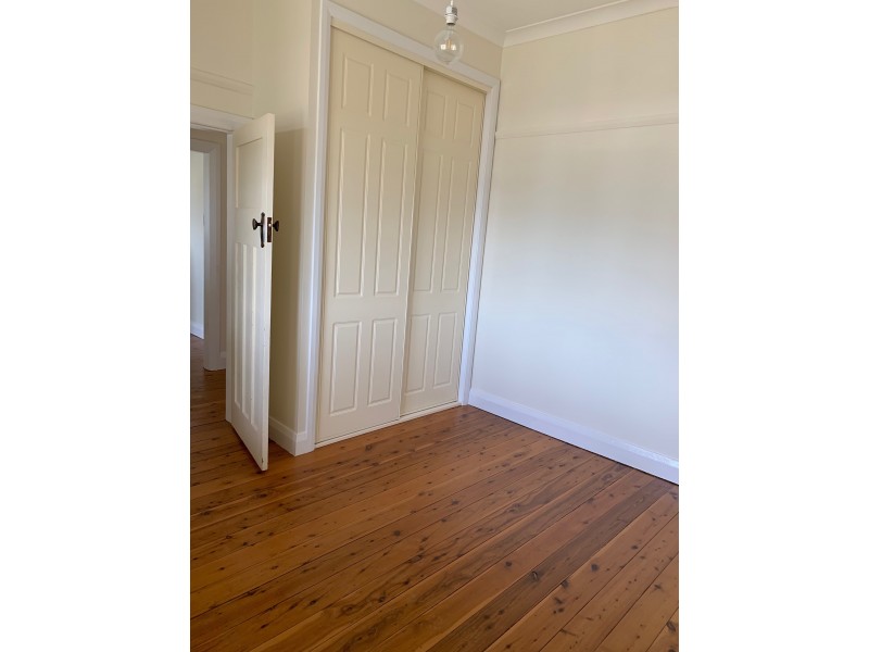 89 Edward St, Orange NSW 2800