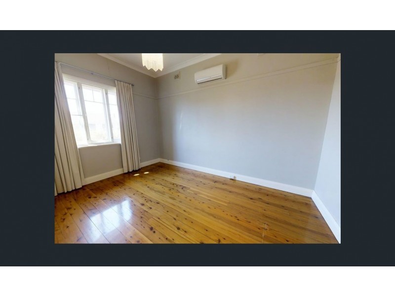 89 Edward St, Orange NSW 2800