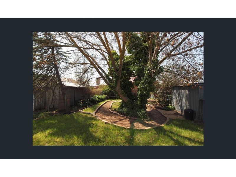 89 Edward St, Orange NSW 2800