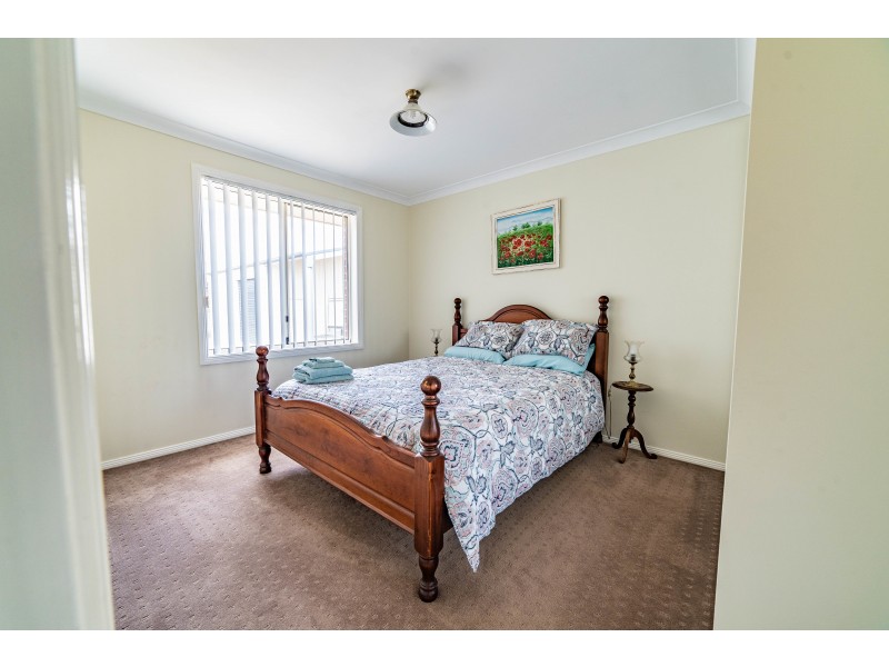 36 Rosella Pl, Mullion Creek NSW 2800