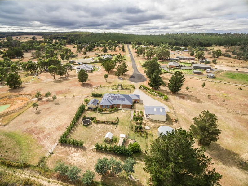 36 Rosella Pl, Mullion Creek NSW 2800