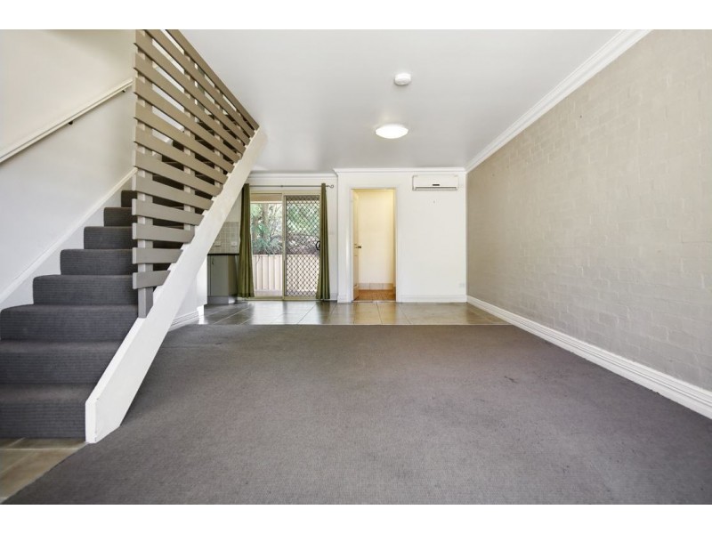 Unit 2/35A Mclachlan St, Orange NSW 2800
