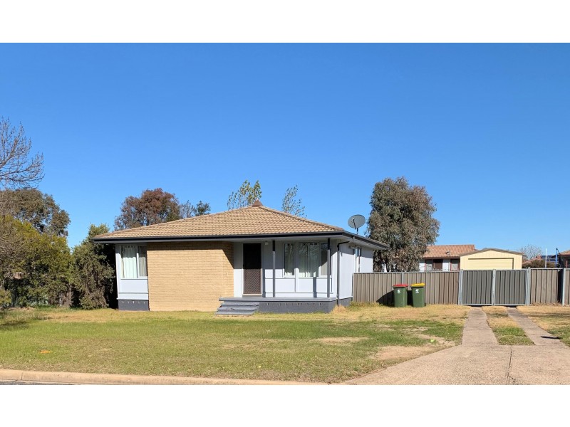 10 Mirral Way, Orange NSW 2800