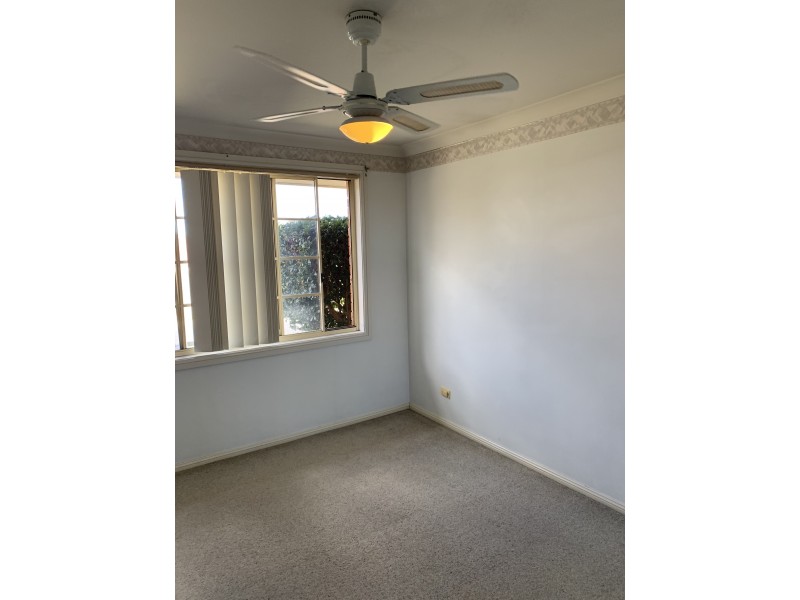 40 Midin Close, Glenmore Park NSW 2745