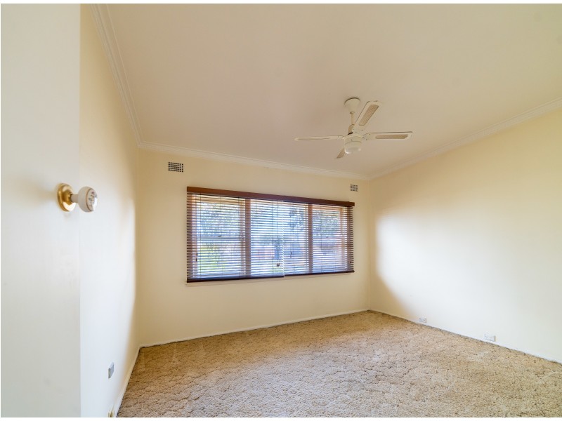 17 Churchill Ave, Orange NSW 2800