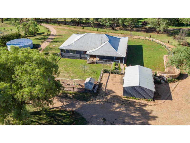 12 Packham Dr,  Manildra, Orange NSW 2800
