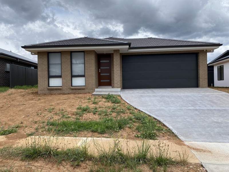11 Tanika St, Orange NSW 2800
