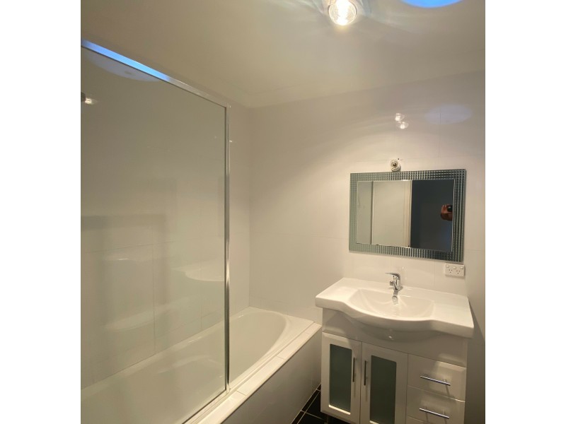 Duplex 2/88 Woodriff St, Penrith NSW 2750