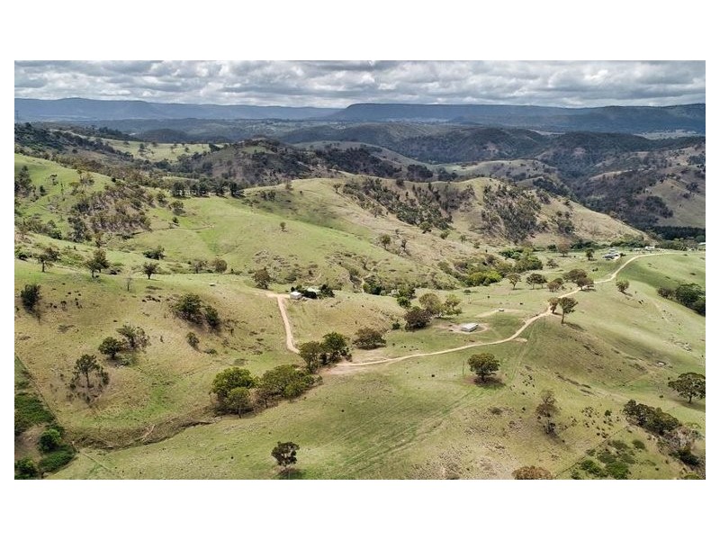 225 CLARKE SIMPSON ROAD, Lowther NSW 2790