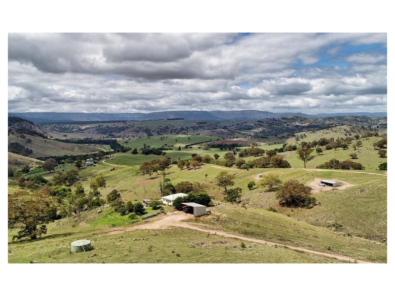 225 CLARKE SIMPSON ROAD, Lowther NSW 2790