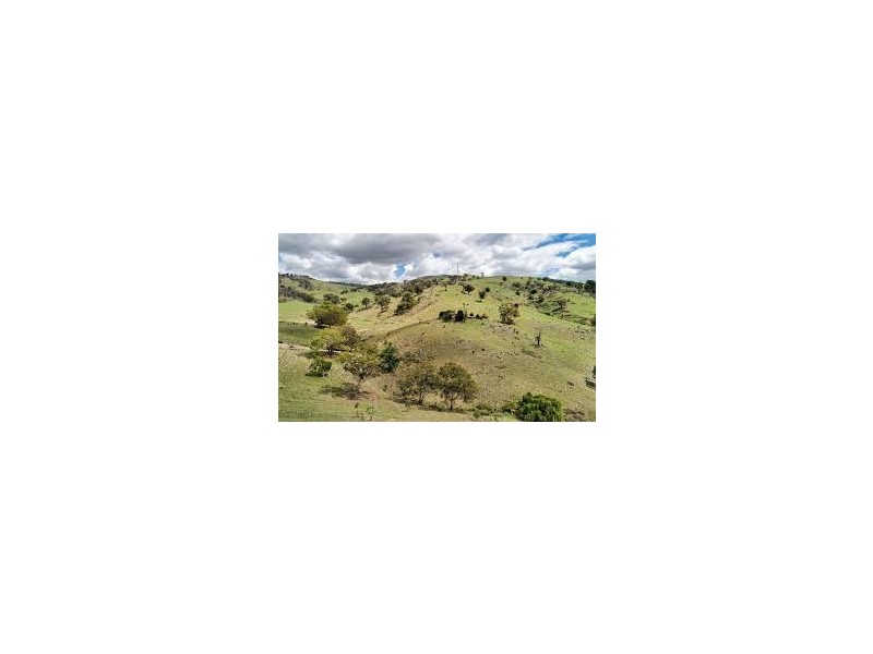 225 CLARKE SIMPSON ROAD, Lowther NSW 2790