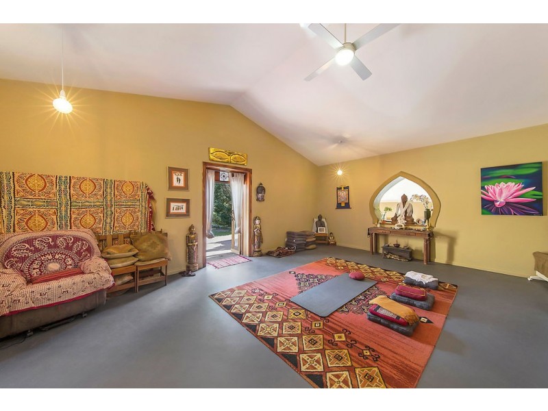 1 HUGHES LANE, Marrangaroo NSW 2790