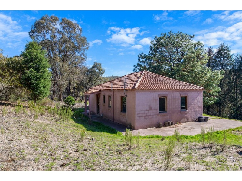1 HUGHES LANE, Marrangaroo NSW 2790