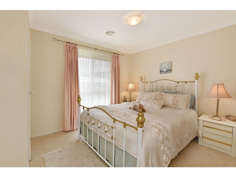 7 ACER PLACE, South Bowenfels NSW 2790