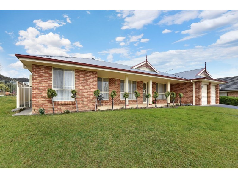 7 ACER PLACE, South Bowenfels NSW 2790