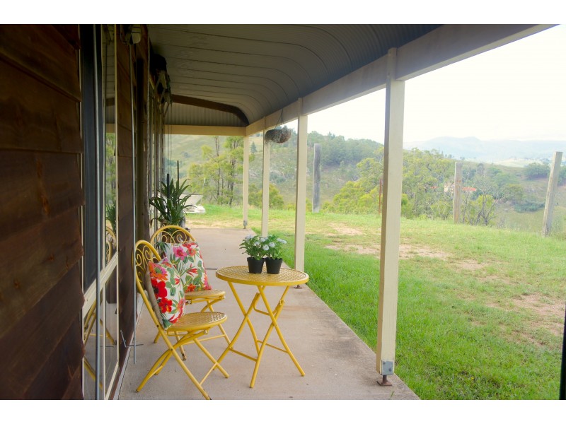 186 KANIMBLA DRIVE, Kanimbla NSW 2790