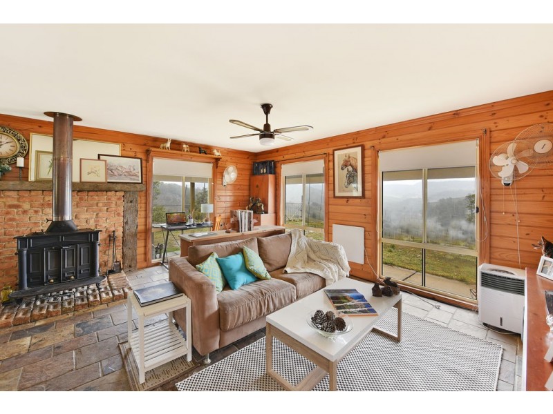 186 KANIMBLA DRIVE, Kanimbla NSW 2790