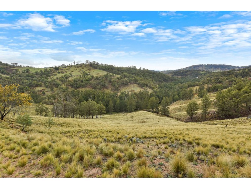 186 KANIMBLA DRIVE, Kanimbla NSW 2790