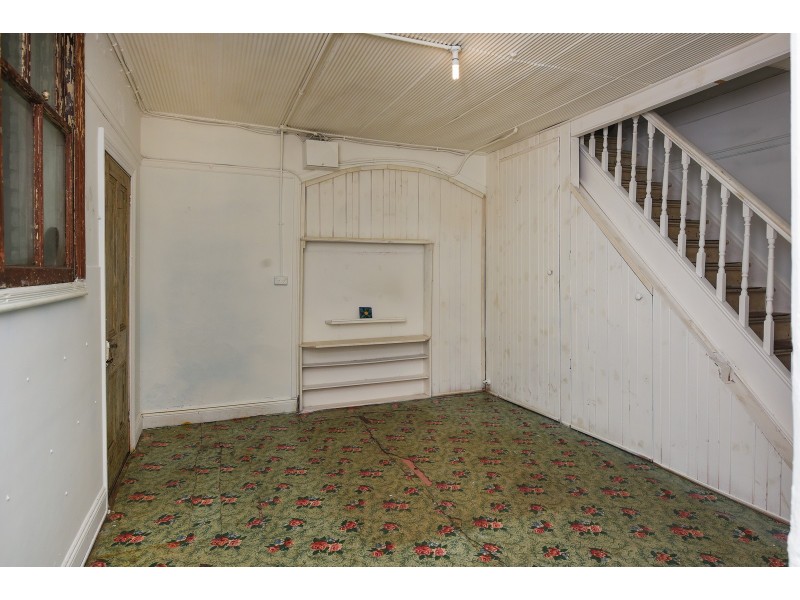 17 MAIN STREET, Lithgow NSW 2790
