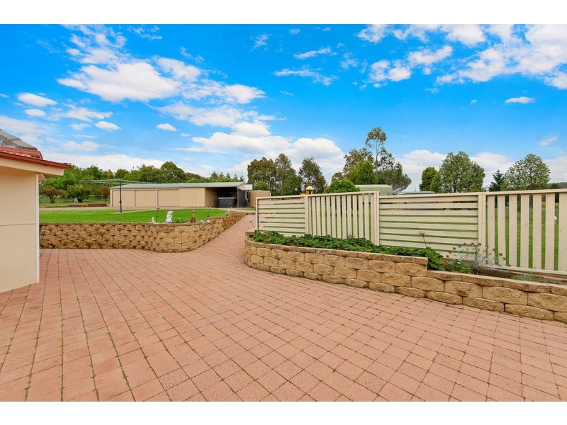 12 KORRA STREET, Marrangaroo NSW 2790