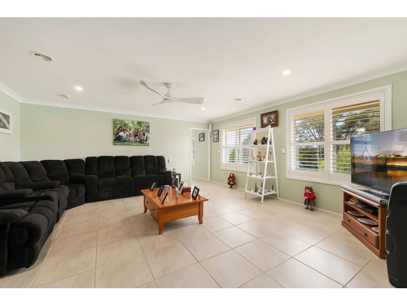 12 KORRA STREET, Marrangaroo NSW 2790