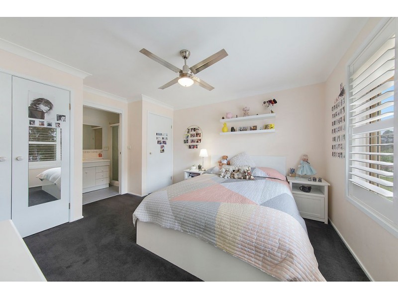 12 KORRA STREET, Marrangaroo NSW 2790