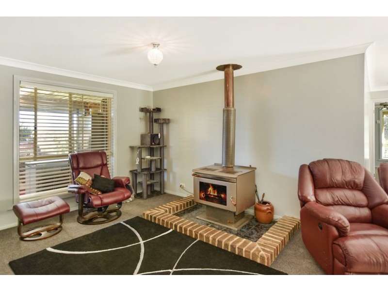 71 DAINTREE CLOSE, South Bowenfels NSW 2790