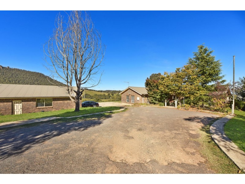 71 DAINTREE CLOSE, South Bowenfels NSW 2790