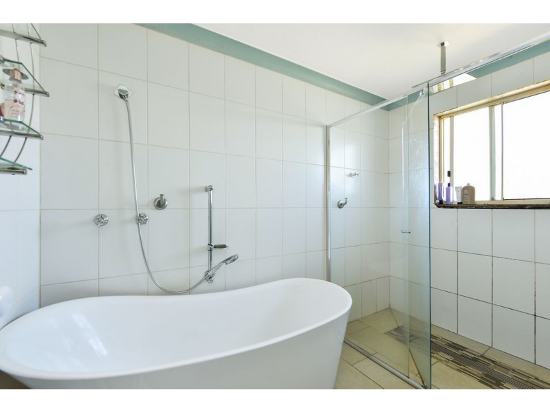 71 DAINTREE CLOSE, South Bowenfels NSW 2790