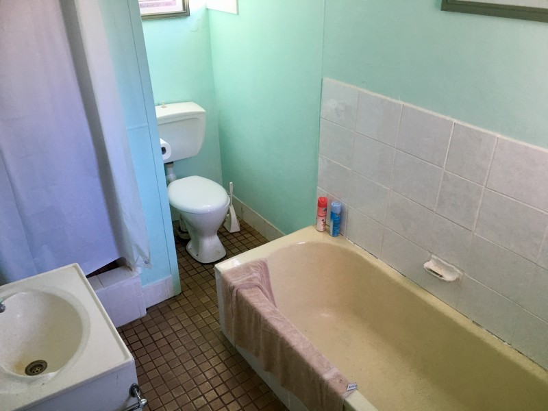 23 SANDFORD AVENUE, Lithgow NSW 2790