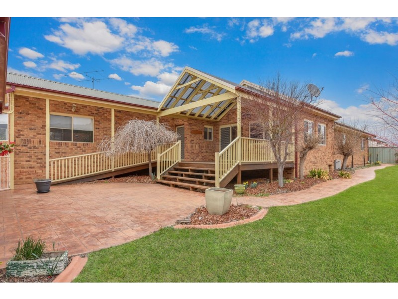 50 HAYLEY STREET, Lithgow NSW 2790