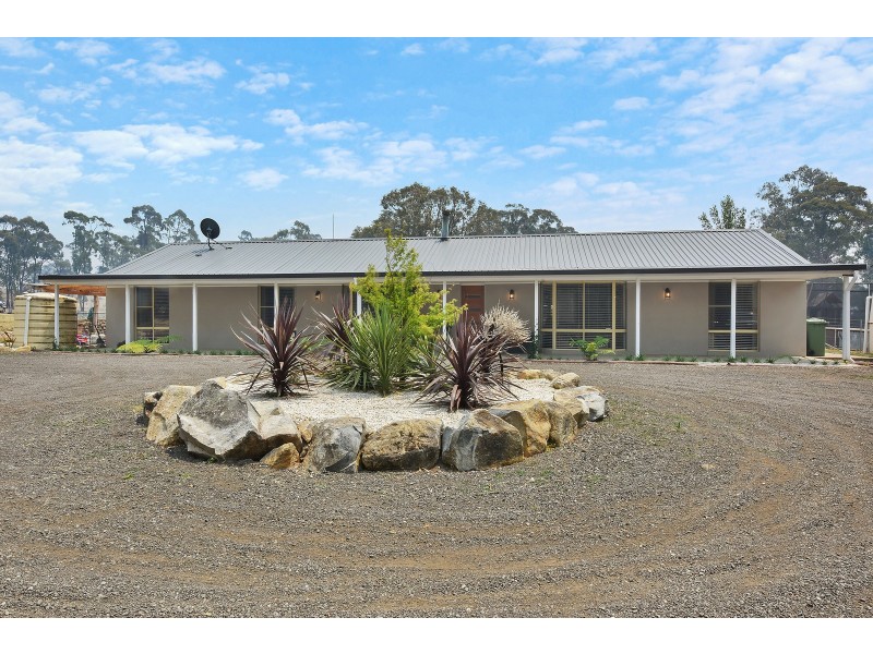 1987 Duckmaloi Road, Hampton NSW 2790