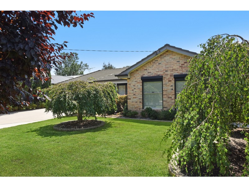 13 Finlay Avenue, Littleton NSW 2790