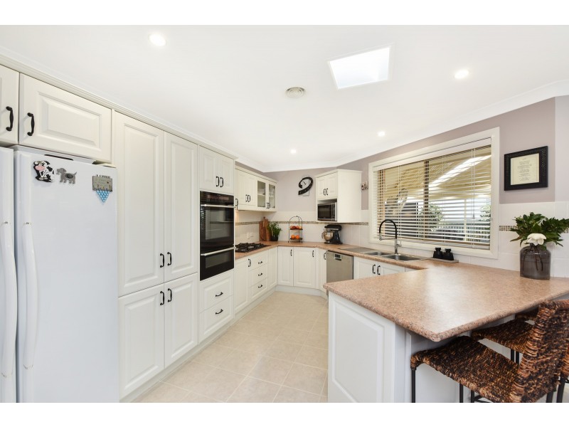 13 Finlay Avenue, Littleton NSW 2790