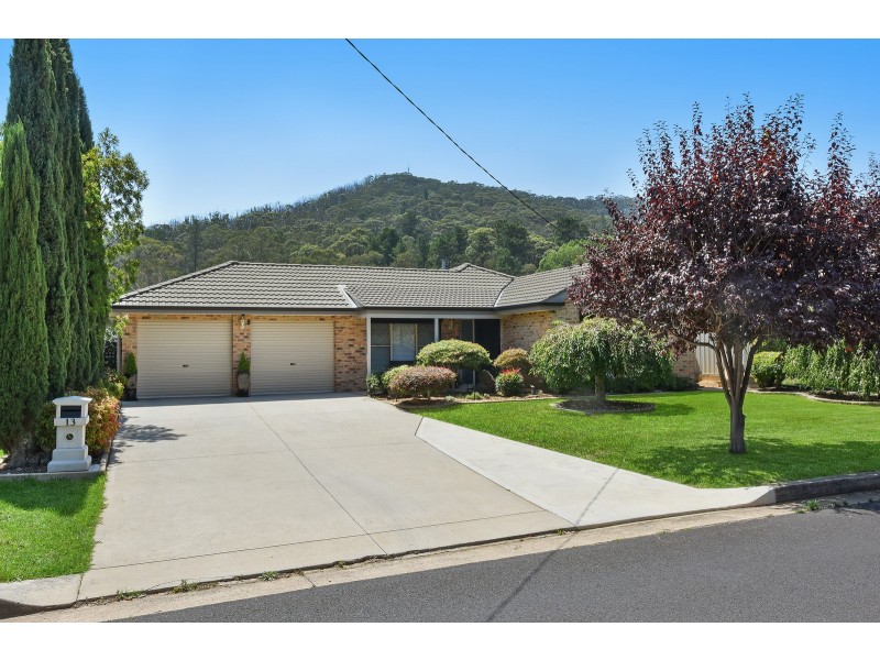 13 Finlay Avenue, Littleton NSW 2790