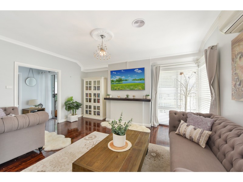 4 Amiens Street, Littleton NSW 2790