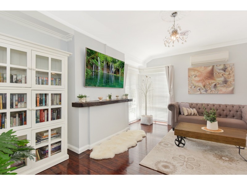 4 Amiens Street, Littleton NSW 2790