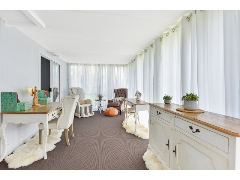 4 Amiens Street, Littleton NSW 2790