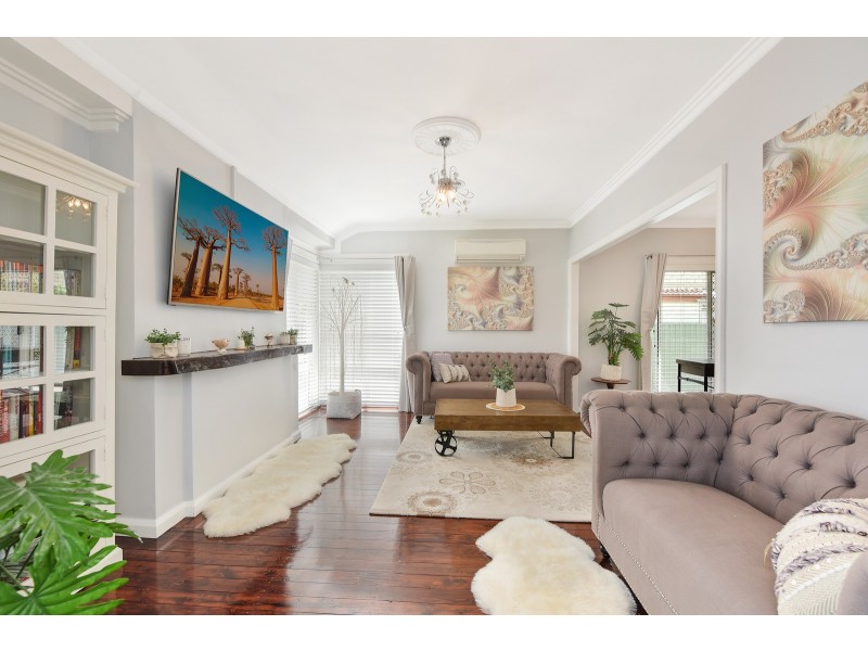 4 Amiens Street, Littleton NSW 2790