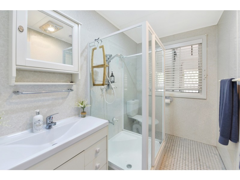 4 Amiens Street, Littleton NSW 2790