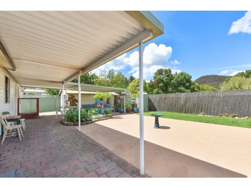 4 Amiens Street, Littleton NSW 2790