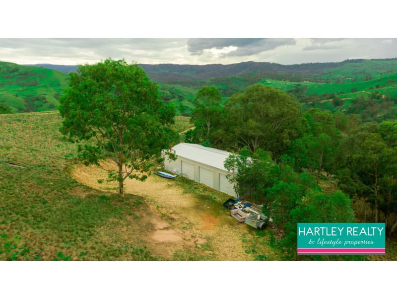 11 Carinya Close, Kanimbla NSW 2790