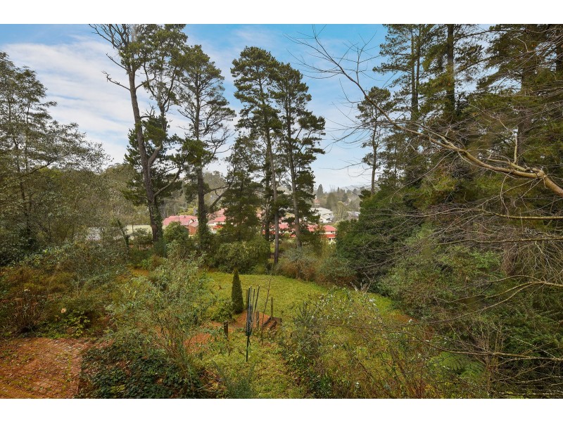69 Railway Parade, Leura NSW 2780