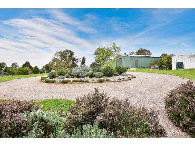 107 Bonnie Blink Drive, Little Hartley NSW 2790