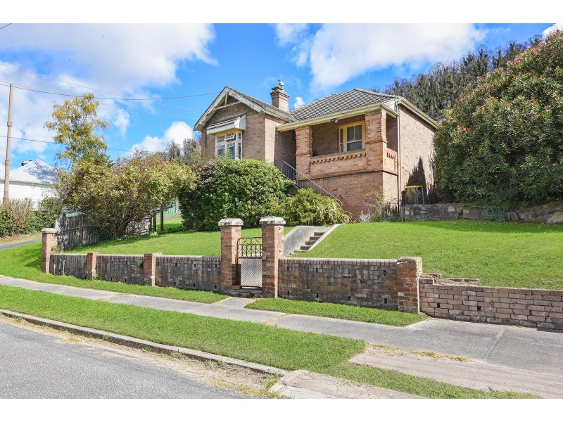 86 Macaulay Street, Morts Estate NSW 2790