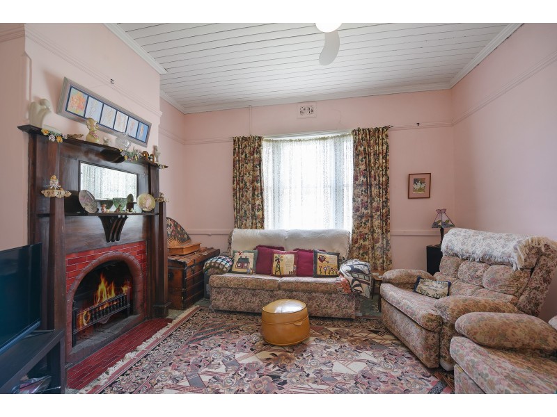 86 Macaulay Street, Morts Estate NSW 2790