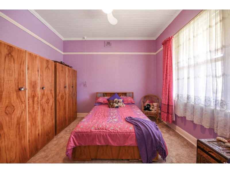 86 Macaulay Street, Morts Estate NSW 2790