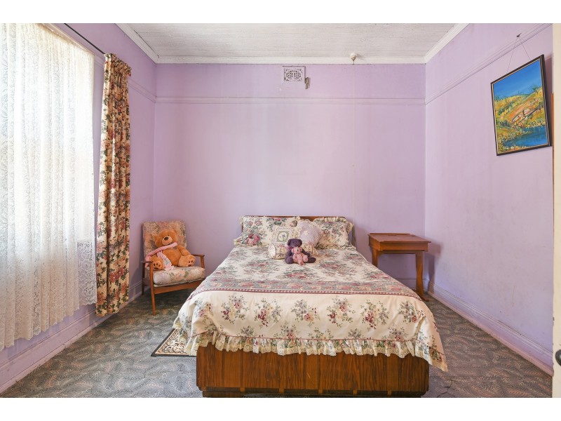 86 Macaulay Street, Morts Estate NSW 2790