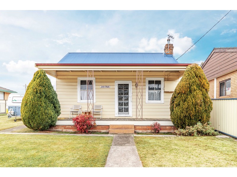 14 Railway Avenue, Portland NSW 2847